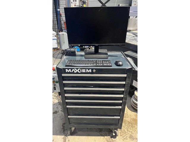 Omax - 2019 - maxiem 1515 - waterstraalsnijmachine - afbeelding 12 van  14