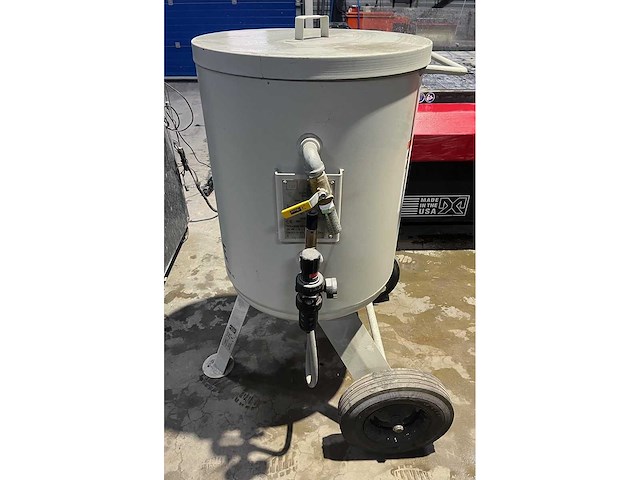 Omax - 2019 - maxiem 1515 - waterstraalsnijmachine - afbeelding 14 van  14