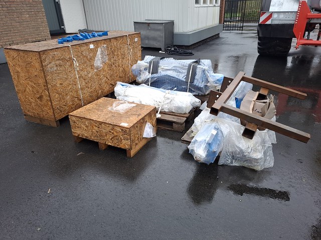 Ombouw t.b.v. invoer goweil pers - afbeelding 1 van  12