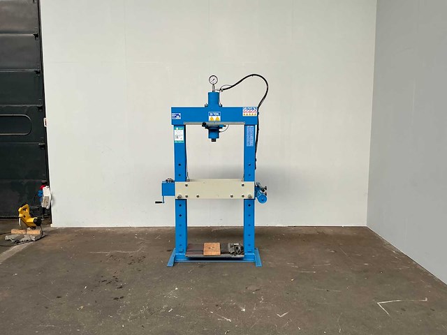 Omcn - p-30ton / sa021 - double column press - 2023 - afbeelding 1 van  6
