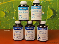 Omega-3 capsules arktis - 2 potjes á 120 capsules & omega-3 met natuurlijke visolie - 3 potjes á 120 capsules - afbeelding 1 van  9