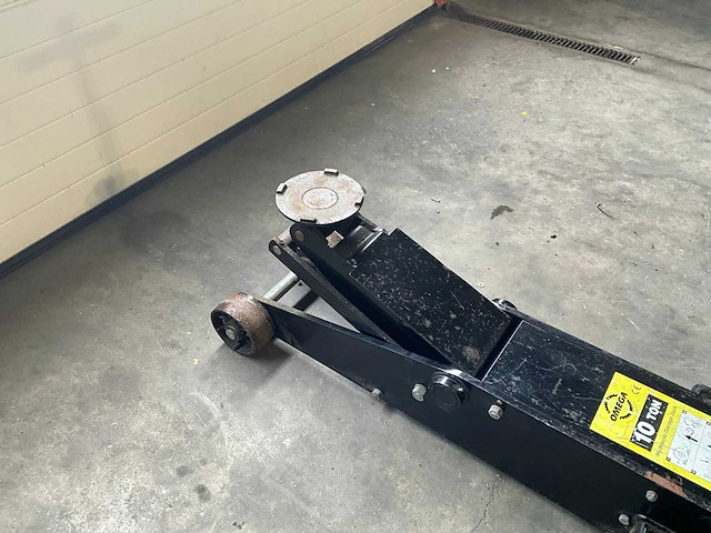Omega garage krik - afbeelding 4 van  4