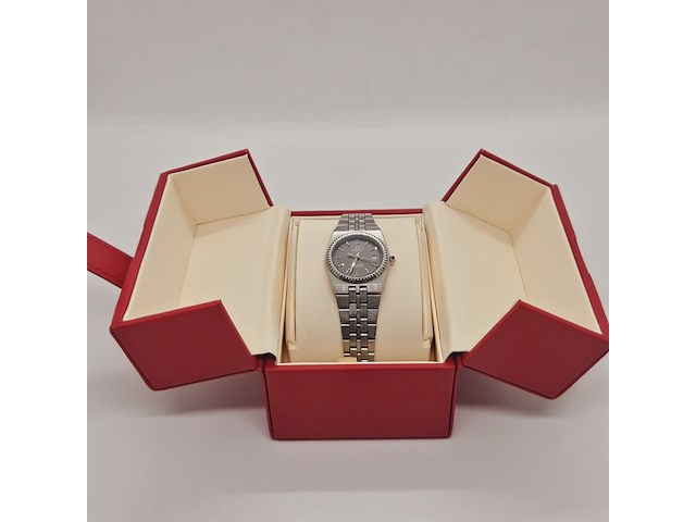 Omega seamaster met guilloche wijzerplaat - afbeelding 1 van  11