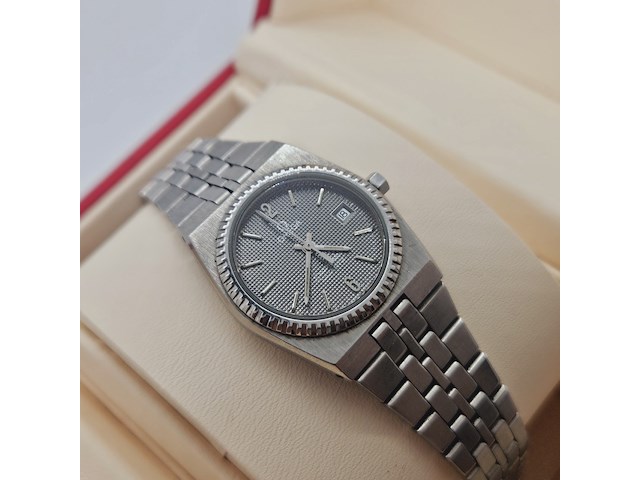 Omega seamaster met guilloche wijzerplaat - afbeelding 6 van  11