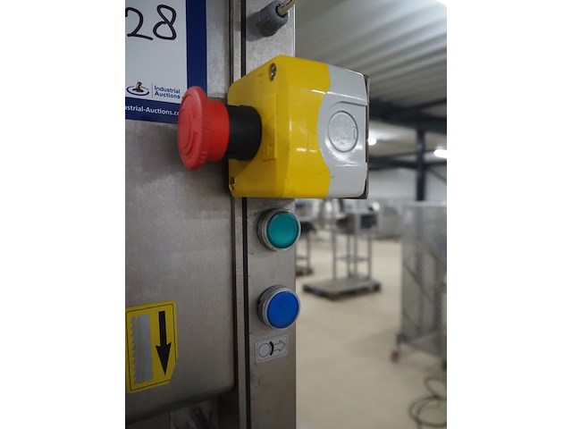 Omega - afbeelding 14 van  14