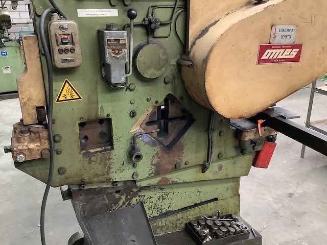 Omes - ceu 13 - pons- en knipmachine - afbeelding 5 van  6