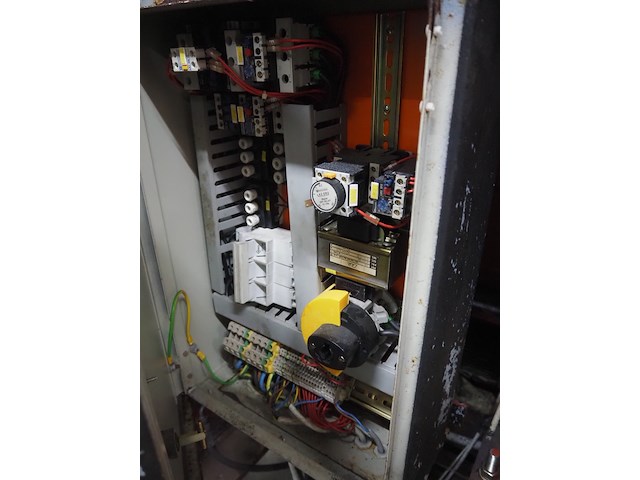 Omet - afbeelding 6 van  18