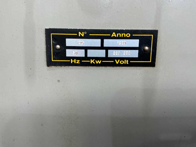 Omga - 1989 - v 235 - afkortcirkelzaagmachine - afbeelding 2 van  10