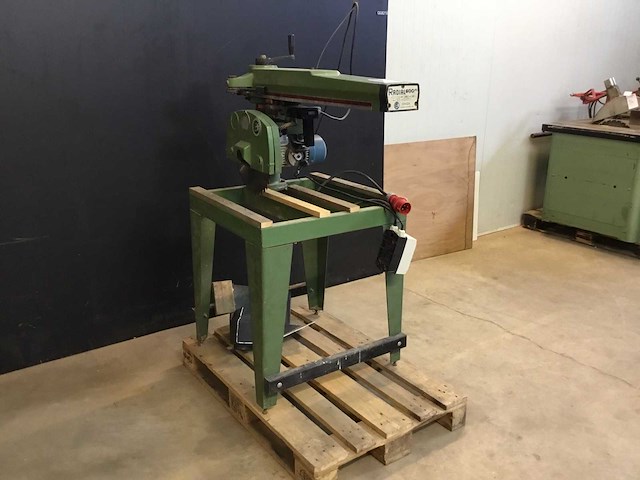 Omga radial 600p3 radiaalafkortzaagmachine - afbeelding 1 van  8