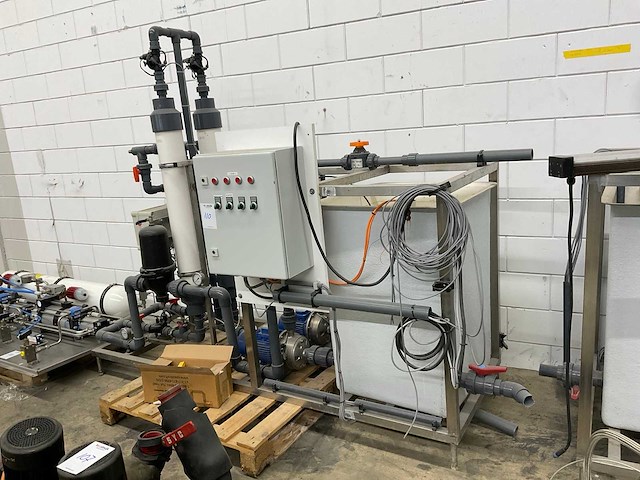 Omgekeerde osmose (ro)installatie - afbeelding 1 van  12