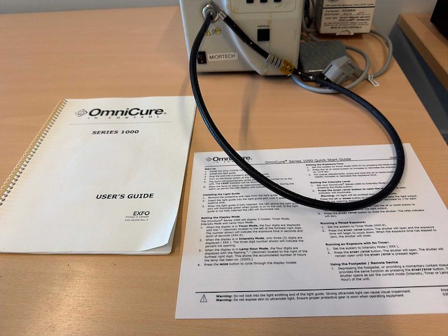 Omnicure series 1000 uv curing system met lichtgeleider en voetpedaal - afbeelding 4 van  4