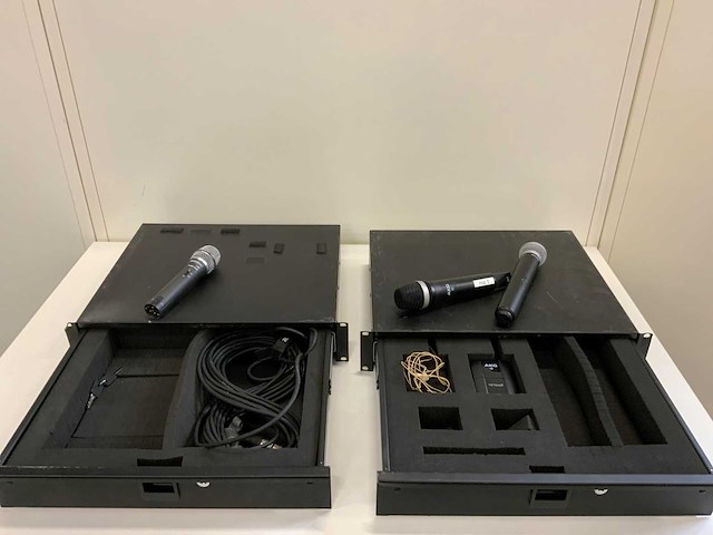 Omnitronic, akg, shure microfoon (3x) - afbeelding 1 van  12
