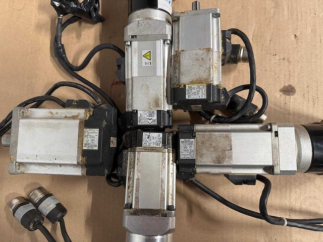 Omron - omron servomotoren (5x) - afbeelding 3 van  3