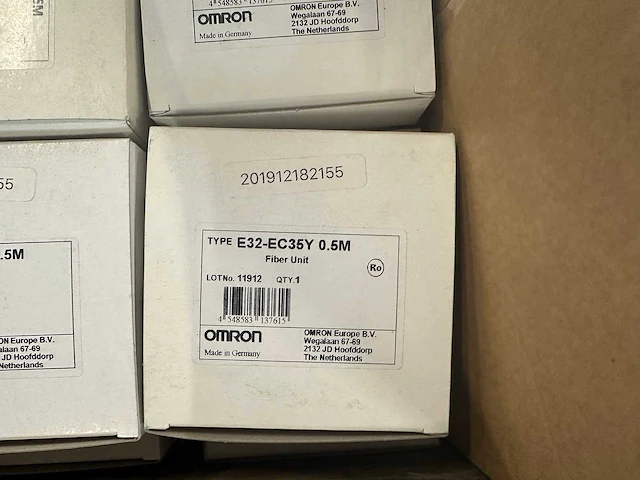 Omron - partij elektronica & industriële encoders, fiber-units, hulpcontacten en netreactoren - afbeelding 6 van  11