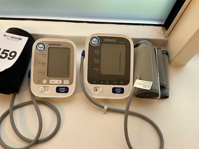 Omron m3/m6 comfort bloeddrukmeters (3x) - afbeelding 3 van  3