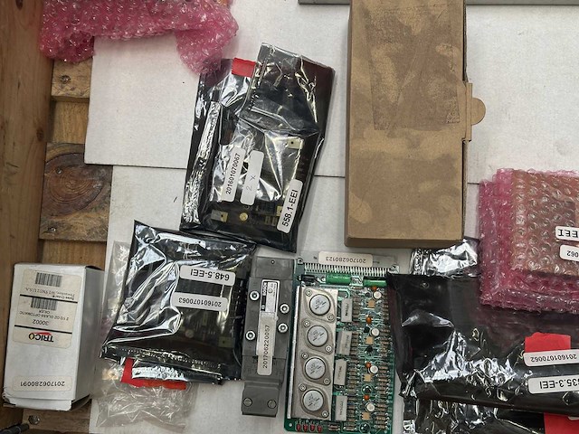 Omron, siemens, mix - electronics - afbeelding 5 van  10