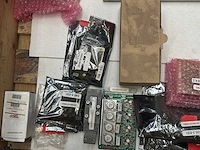 Omron, siemens, mix - electronics - afbeelding 5 van  10