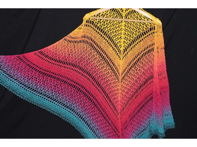 Omslagdoek volwassenen zonder kledinghanger handgemaakt - afbeelding 1 van  3