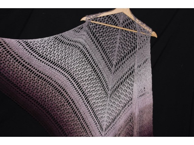 Omslagdoek volwassenen zonder kledinghanger handgemaakt - afbeelding 3 van  3