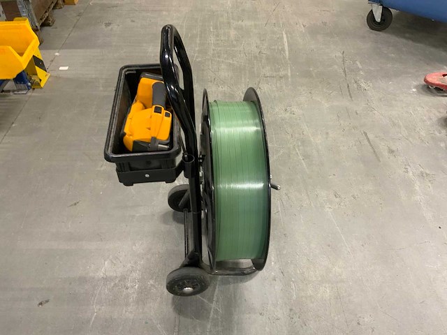 Omsnoeringsapparaat met strapex stb 73 accu sluitmachine - afbeelding 2 van  12