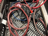 Omvormer 12v 1500w carpoint - afbeelding 2 van  4