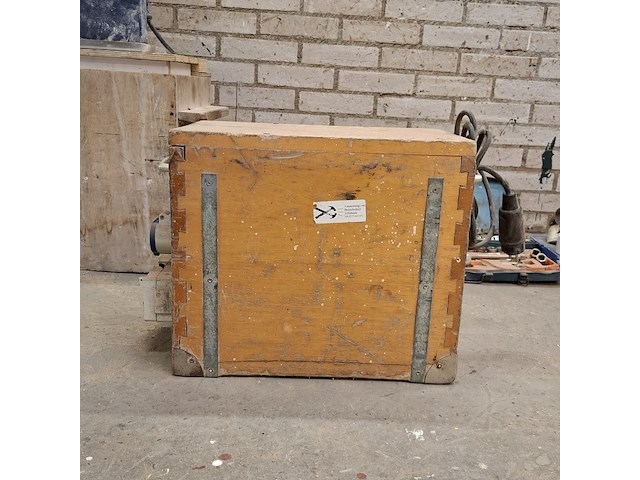 Omvormer 230-42v - afbeelding 6 van  8