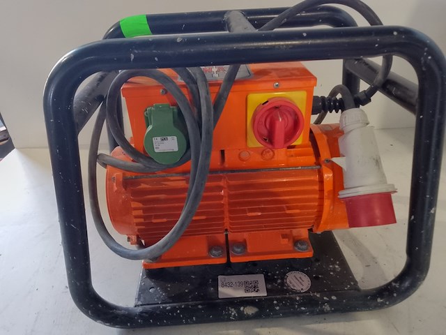 Omvormer 380v/42v enarco, afe2000t, bouwjaar 2023 - afbeelding 1 van  3