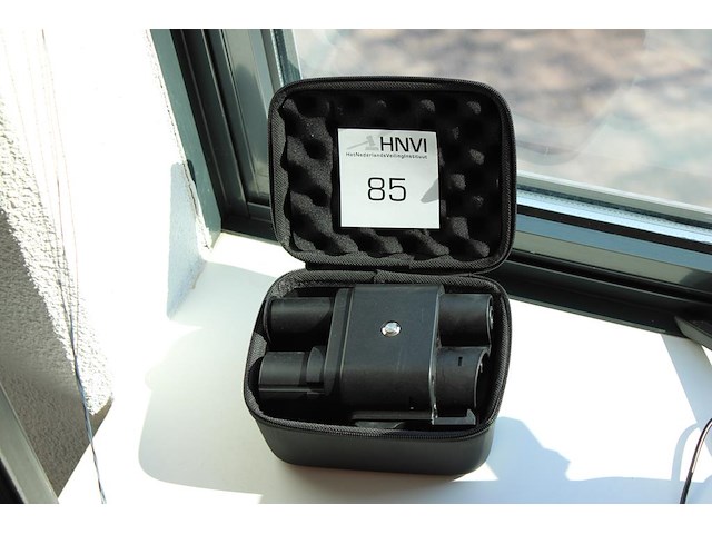 Omvormer / adapter ccs2 naar ccs1 met draagtas. - afbeelding 1 van  3