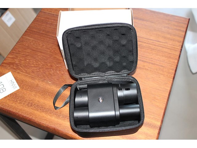 Omvormer / adapter ccs2 naar ccs1 met draagtas. - afbeelding 1 van  2