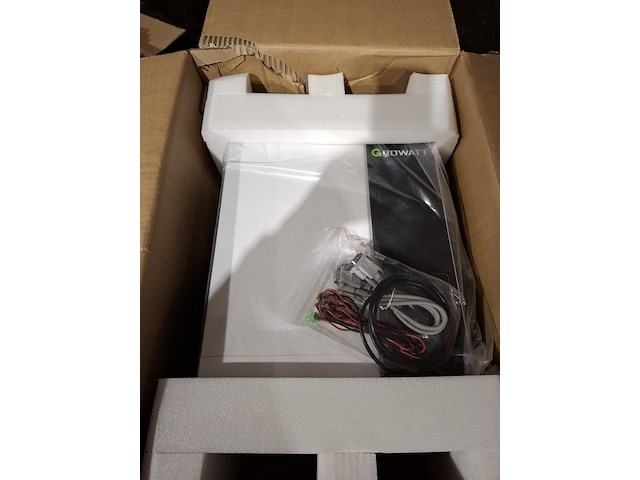 Omvormer growatt, spf 3500 es - afbeelding 1 van  3