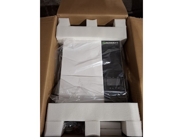 Omvormer growatt, spf 5000 es - afbeelding 1 van  2