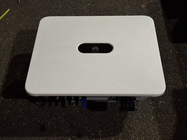 Omvormer huawei, sun2000-20ktl-m5 - afbeelding 1 van  4