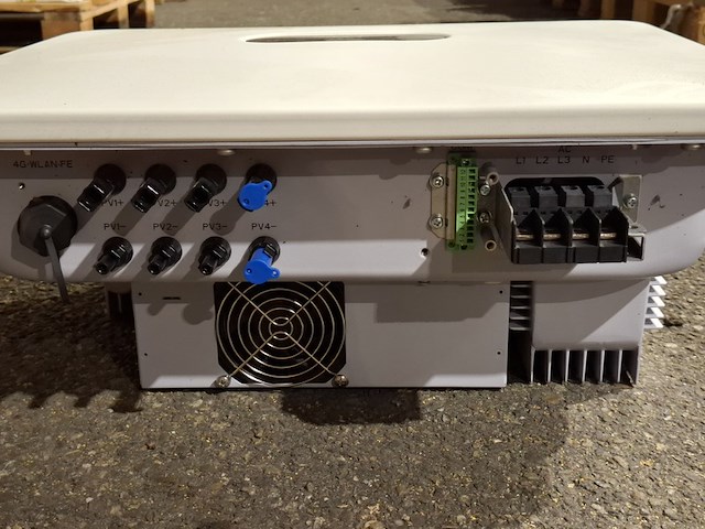 Omvormer huawei, sun2000-20ktl-m5 - afbeelding 2 van  4