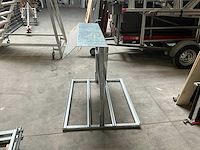 Omvormer montage frame platdak (4x) - afbeelding 1 van  4