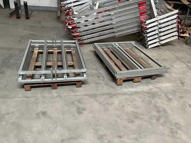 Omvormer montage frame platdak (4x) - afbeelding 4 van  4