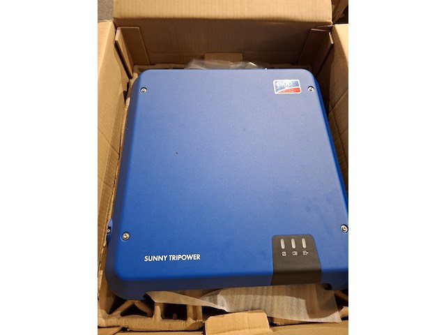 Omvormer sma , sunny tripower 10.0, ral 5010 - afbeelding 1 van  4