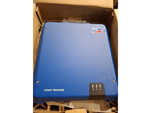 Omvormer sma , sunny tripower 10.0, ral 5010 - afbeelding 1 van  3