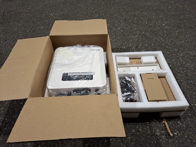 Omvormer sofar solar, 3000tl-g3 - afbeelding 1 van  3