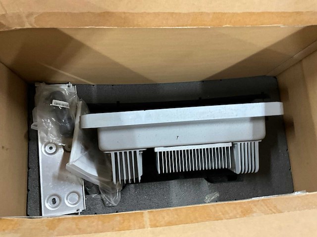 Omvormers, kabels en toebehoren - afbeelding 2 van  5