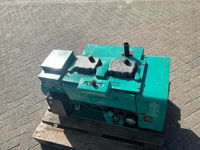Onan diesel stroomgenerator - afbeelding 8 van  11