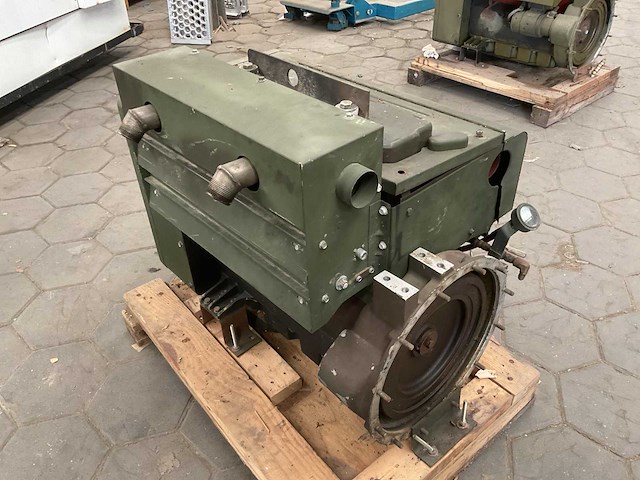Onan dieselmotor - afbeelding 5 van  7
