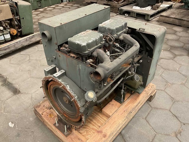 Onan dieselmotor - afbeelding 2 van  4