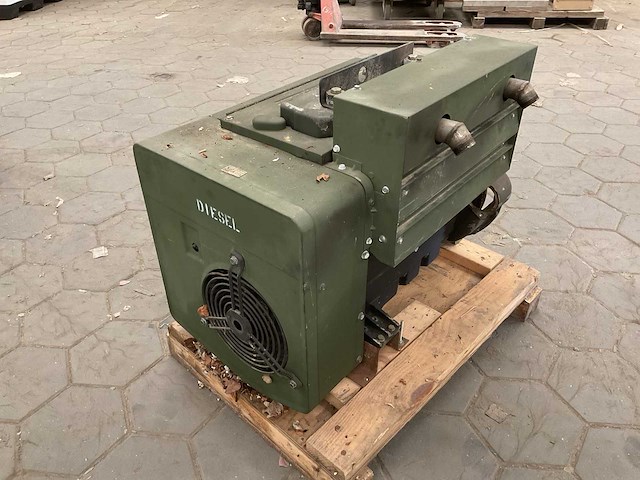 Onan dieselmotor - afbeelding 1 van  7