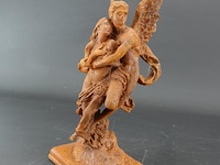 Onbewerkt ijzeren beeld cupido en psyche - afbeelding 2 van  5