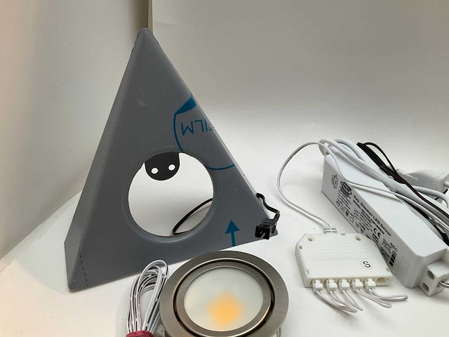 Onderbouw keukenverlichting spot - afbeelding 4 van  4