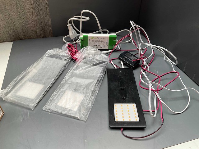 Onderbouw led verlichting - afbeelding 2 van  2
