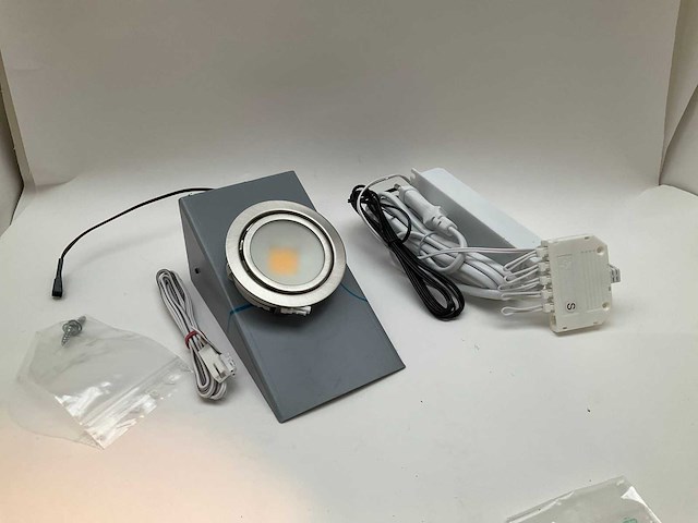 Onderbouw verlichting set van 3 spotjes rvs - afbeelding 3 van  4
