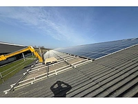Onderconstructie crossrail t.b.v. 100 panelen