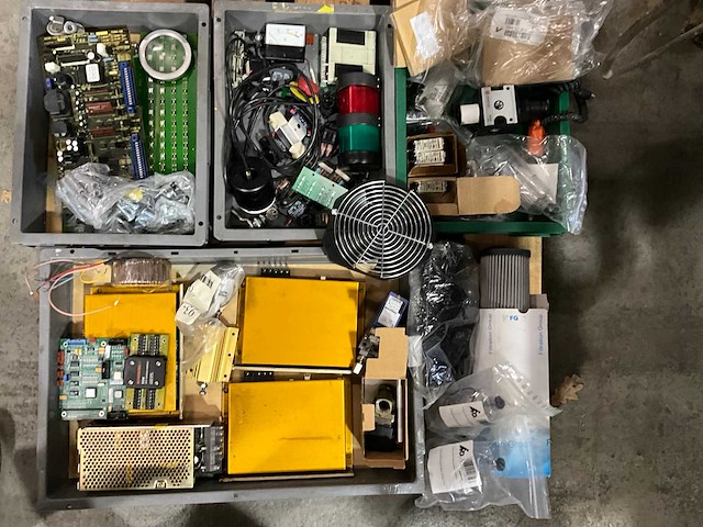 Onderdelen metaalbewerkingsmachines en toebehoren - afbeelding 1 van  7