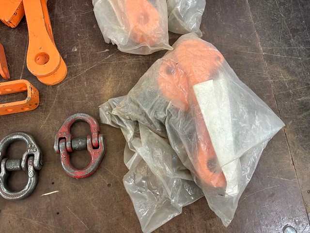 Onderdelen voor kettingwerk en hijscomponenten - afbeelding 7 van  7